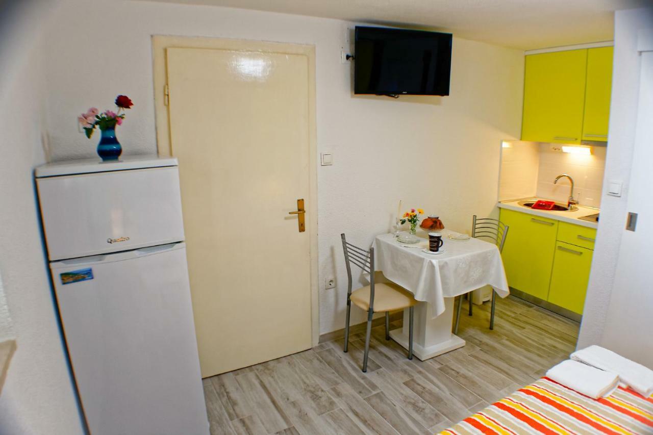 דרזניצה Studio Apartman Papic מראה חיצוני תמונה